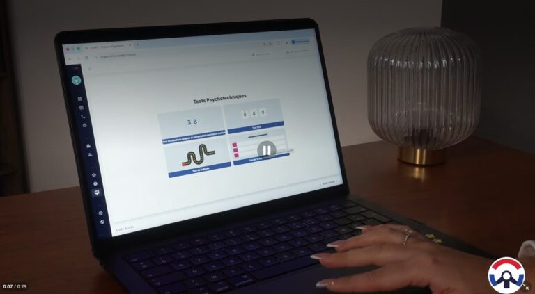 test psychotechnique sur un écran d'ordinateur